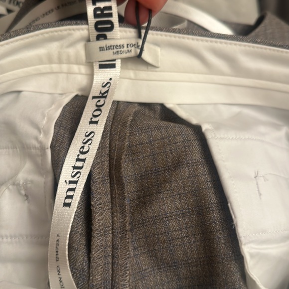 MISTRESS ROCKS SUIT - Picture 5 of 7